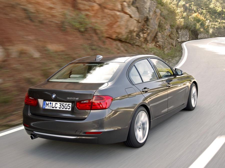  BMW 320d Sedan Modern Line 2012 года  (фото 4 из 16)